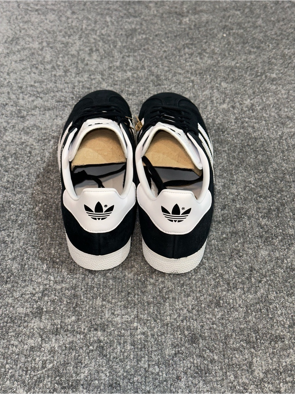 Adidas Gazelle Men’s Sneaker - Picture 4 of 7
